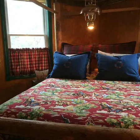 Wild Rose Manor Bed & Breakfast-2